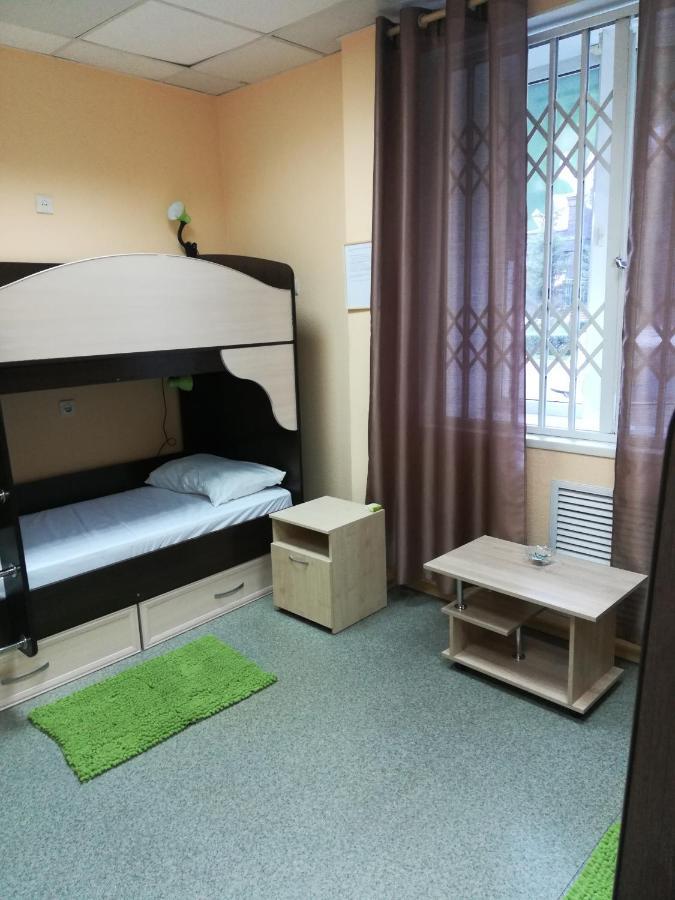 Dachny Hostel На Метро "Заельцовская" Novosibirsk Eksteriør bilde