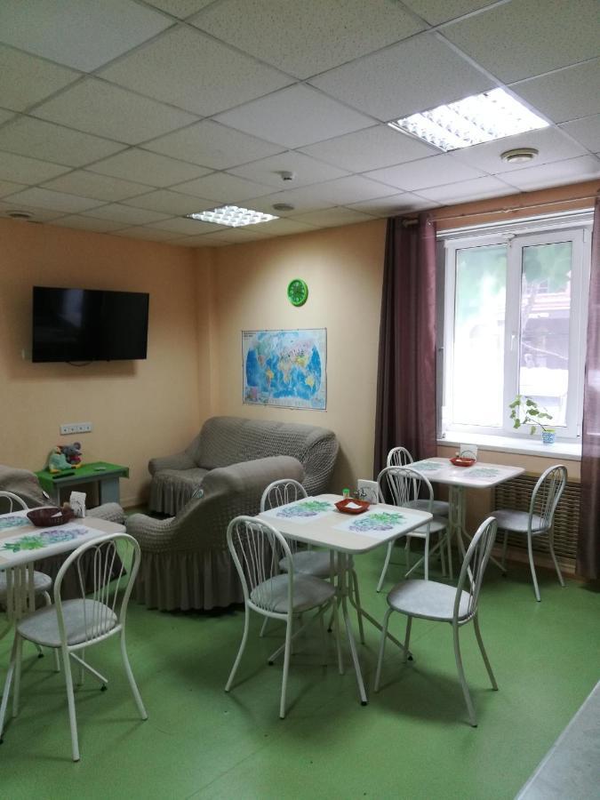 Dachny Hostel На Метро "Заельцовская" Novosibirsk Eksteriør bilde