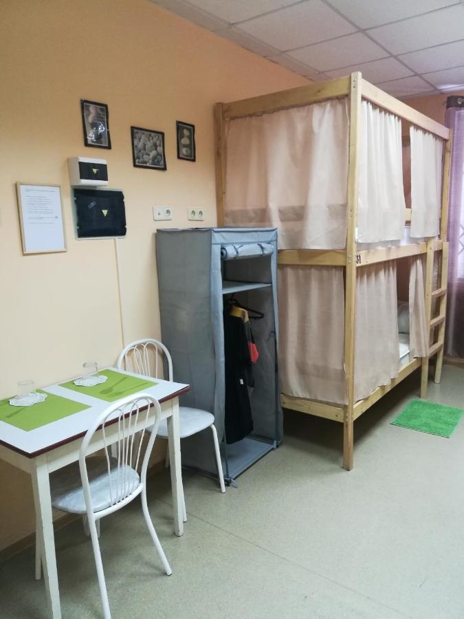 Dachny Hostel На Метро "Заельцовская" Novosibirsk Eksteriør bilde